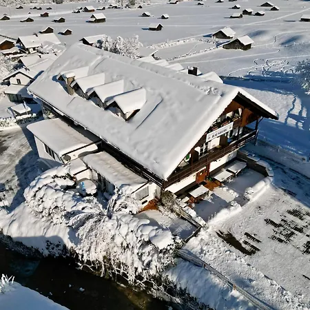 Restaurant Hausberg Szálloda 3*